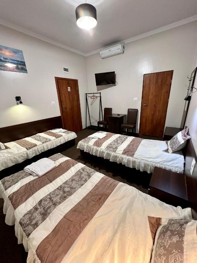 Apartamenty Ostrowiec - Pokoje Goscinne Centrum Ostrowiec Świętokrzyski Exterior foto